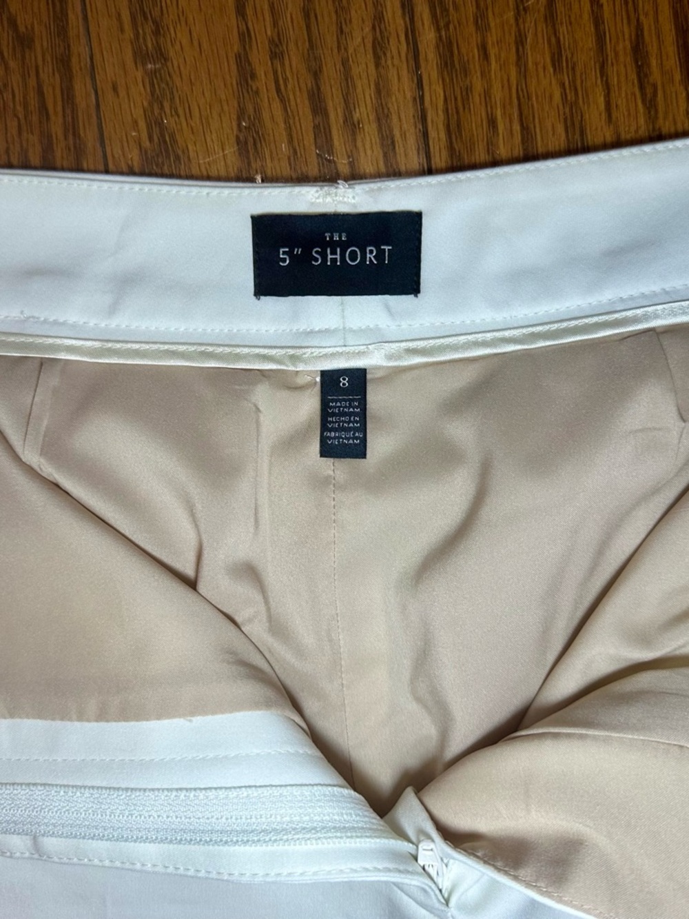 White House Black Market White High-Waist Embroidered Floral Shorts - Picture 3 of 6